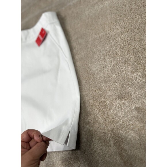 Spanx On the Go 6" Shorts White Silver Lining Technology Size L - Picture 10 of 16